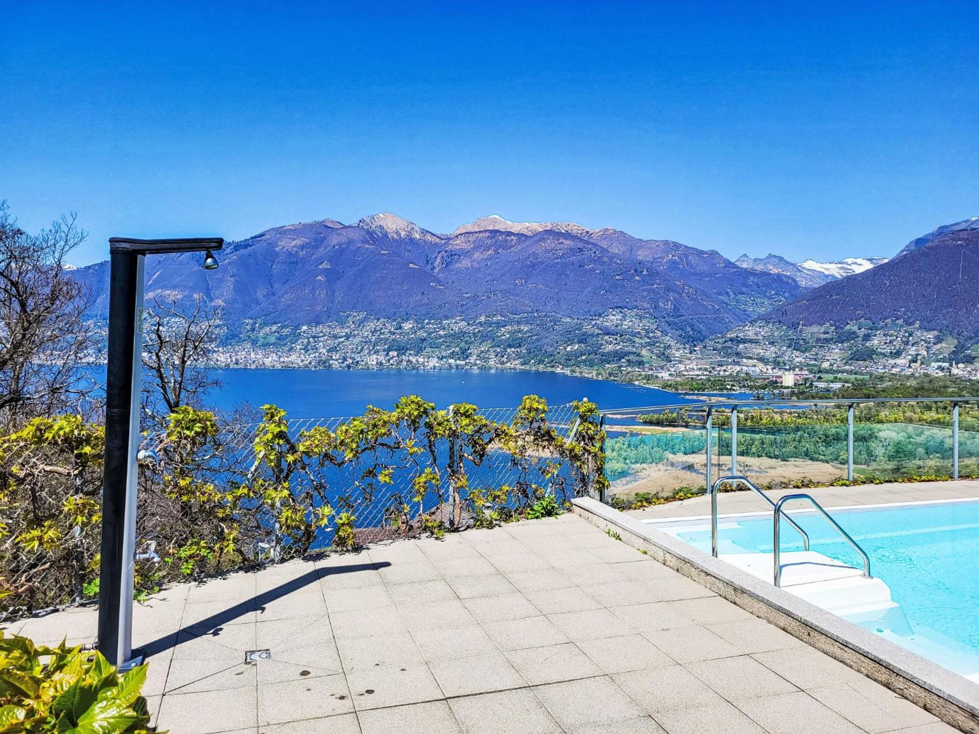 Apartment Vista Lago Maggiore 1-Floor Left By Interhome Gambarogno Exterior foto
